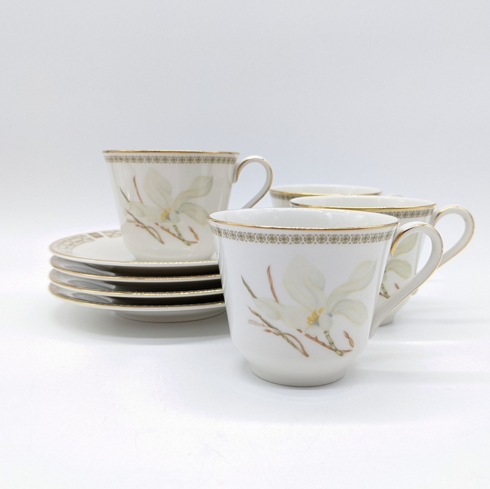 Royal Doulton White Nile white floral teacup & saucer service for 4